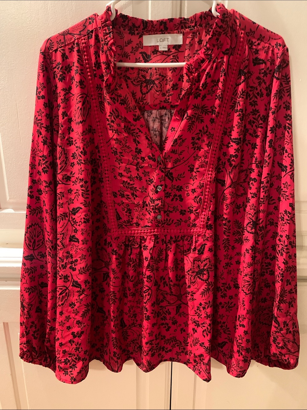 LOFT Red Floral Ruffled V-Neck Long Sleeve Tunic